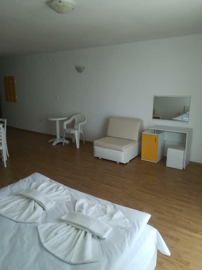 Apartment Rutland ラヴダ エクステリア 写真
