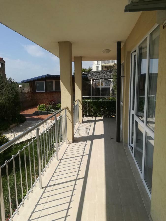Apartment Rutland ラヴダ エクステリア 写真
