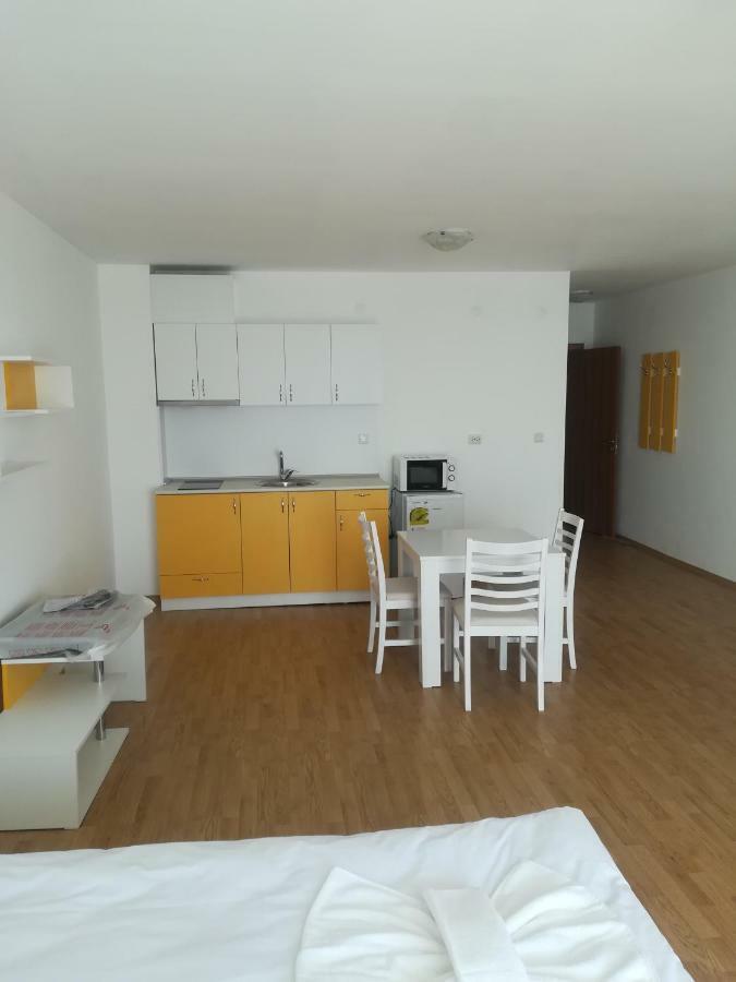 Apartment Rutland ラヴダ エクステリア 写真