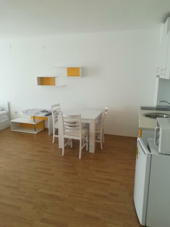 Apartment Rutland ラヴダ エクステリア 写真