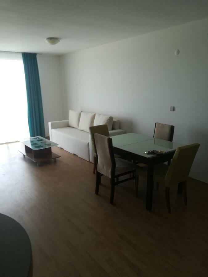 Apartment Rutland ラヴダ エクステリア 写真